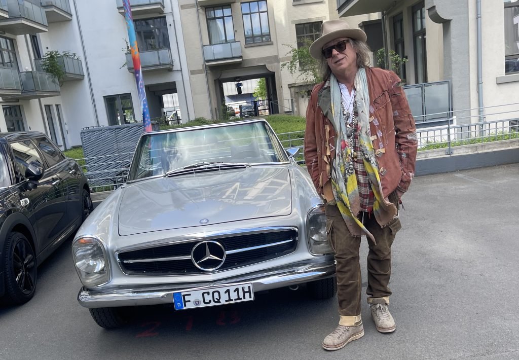 Ardi Goldman zwischen Fontainebleau und Fountainhead, bereit für den letzten großen Wurf. Foto: Edda Rössler